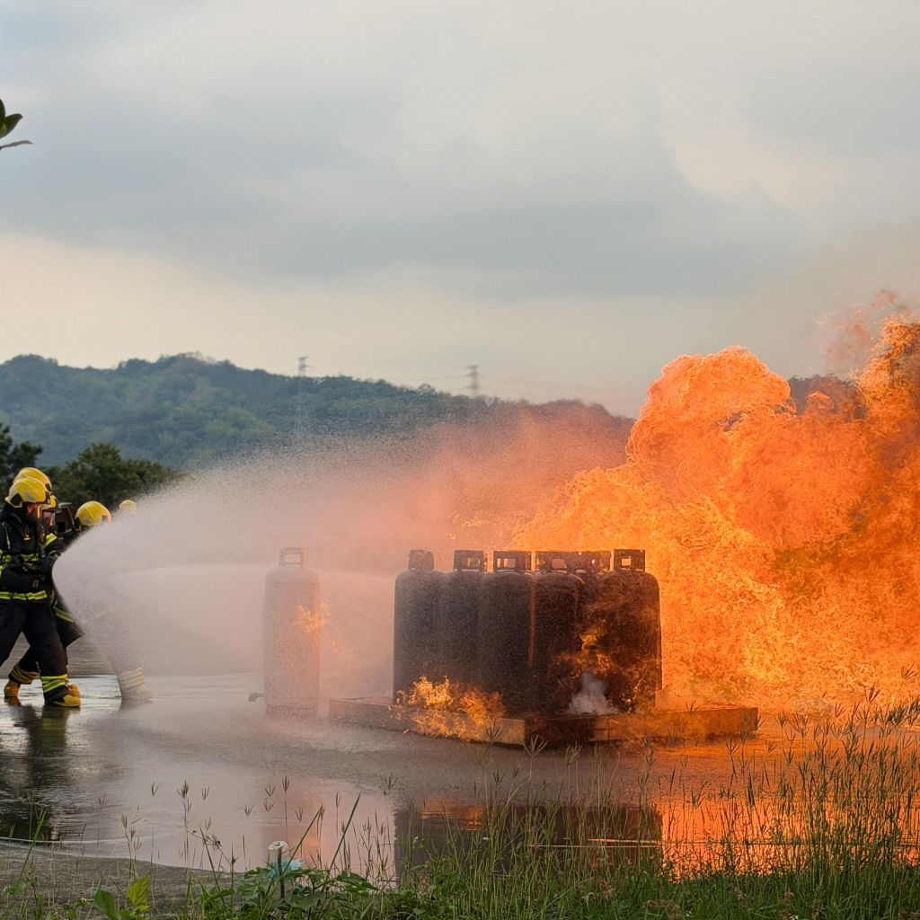 AGGIORNAMENTO ADDETTI PREVENZIONE INCENDI RISCHIO 2 (MEDIO) 5H